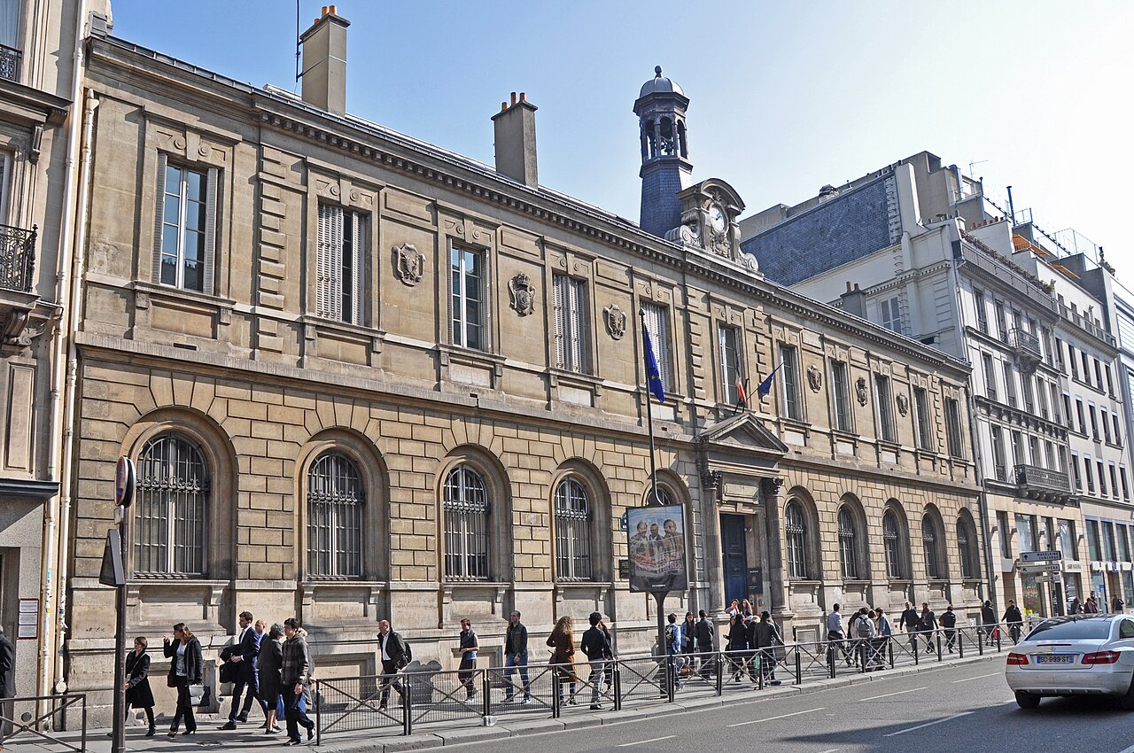 Photo d'archives (2014) : façade du lycée Condorcet, à Paris (photo d'illustration).