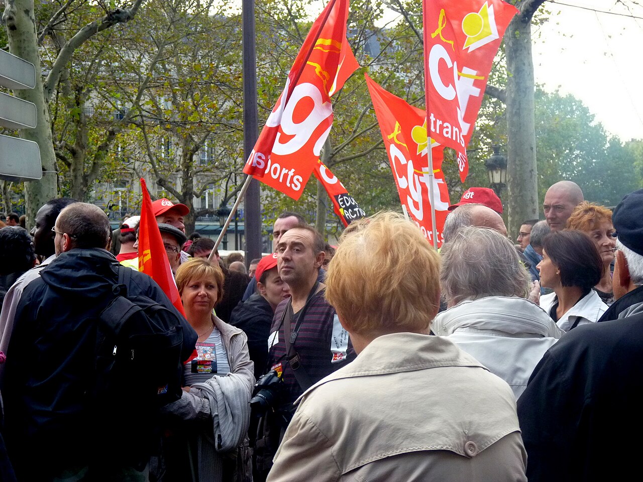 photo d'archives (2010) : cortège de la CGT lors d'une manifestation à Paris